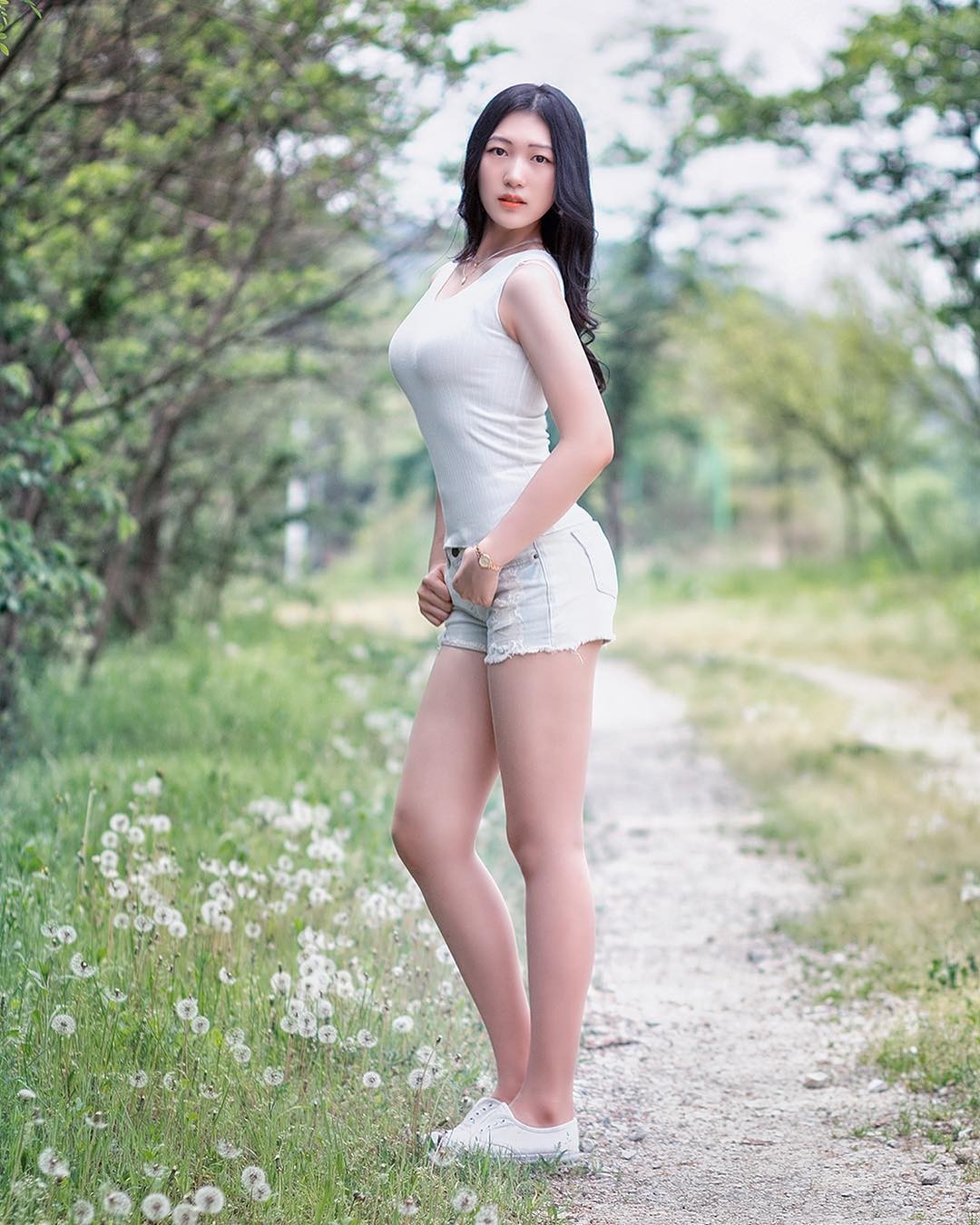 澳门一肖一码100%期期精准_: 质疑常态的观点，能促使我们采取行动吗？